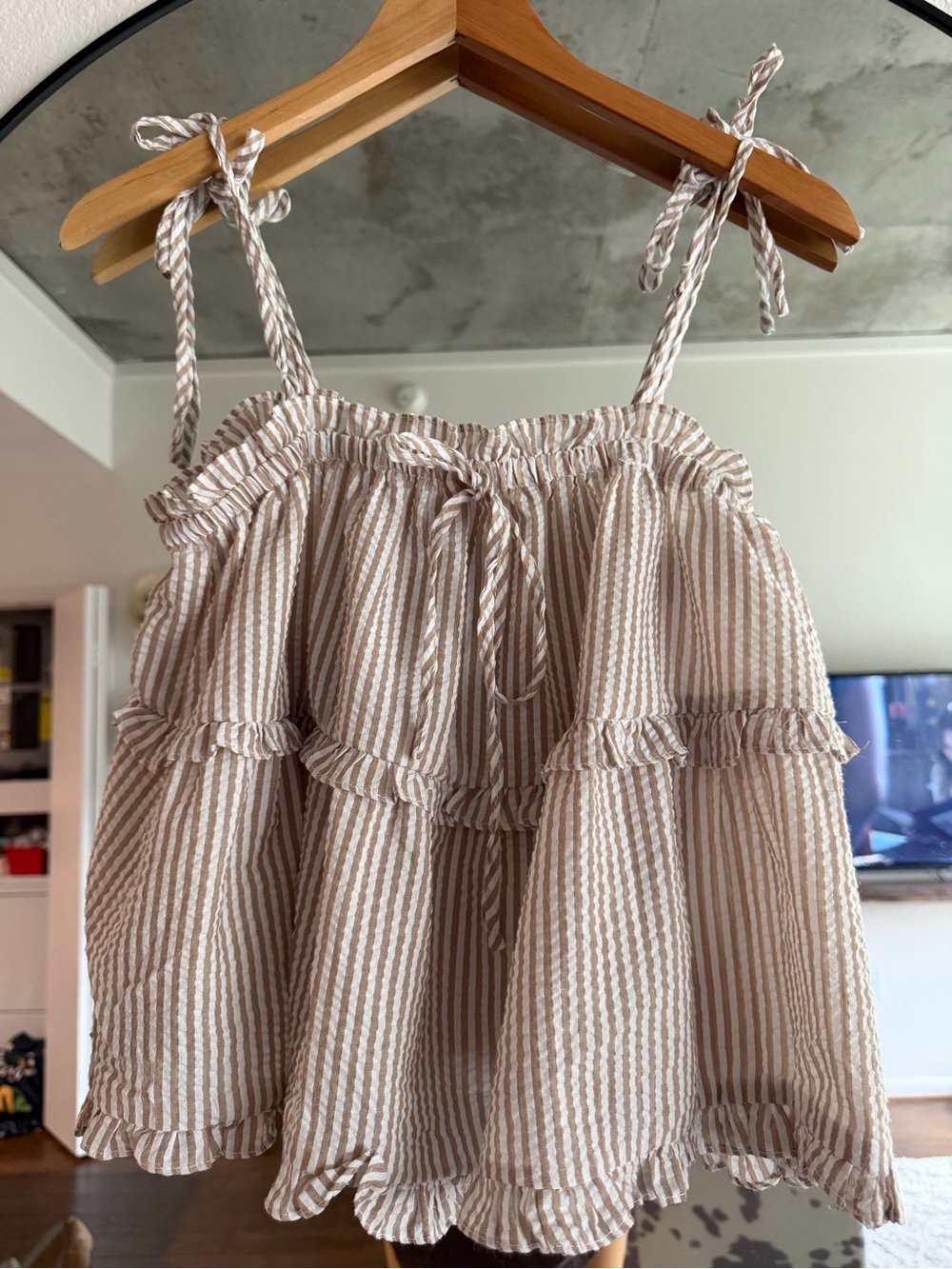 Striped Tie-Shoulder Ruffle Tank Top - Cream & Tan